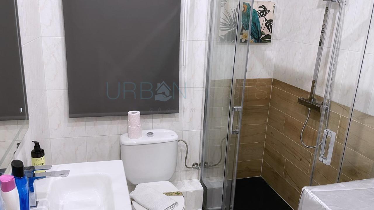 Vivienda Turistica Urbana En Santuchu, Comoda, Funcional Y Con Parking Bilbao Exterior photo